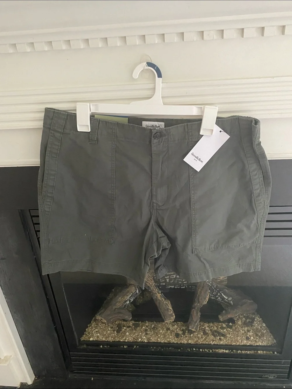 Goodfellow & Co Olive Green Women's Shorts
